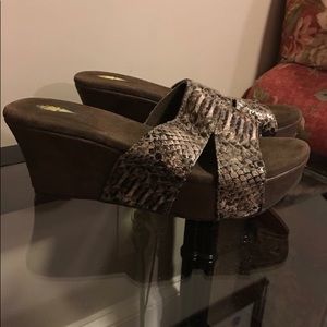 Very Volatile wedges